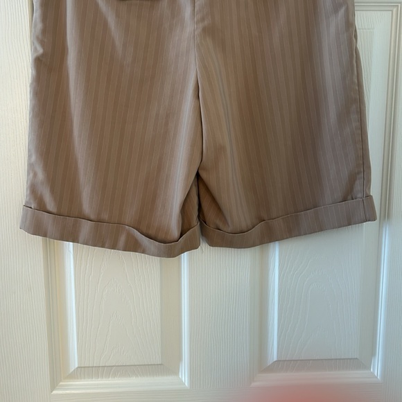 Beautiful, professional shorts - Picture 10 of 16